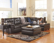 Alliston Sectional with Chaise